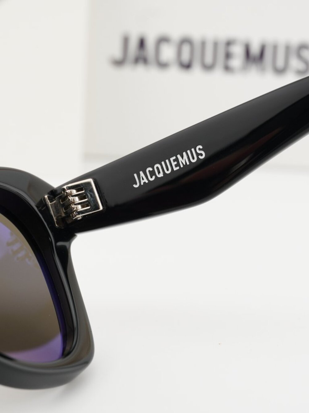 Jacquemus PALMIER JAC/59 C1 Cat Eye Sunglasses - Shiny Black / Grey - Picture 3 of 10